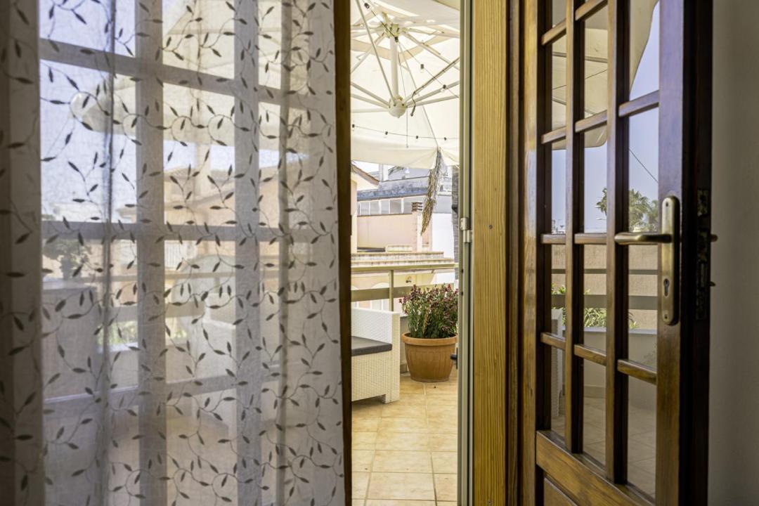 Le Palme Guest House Racale Exterior photo