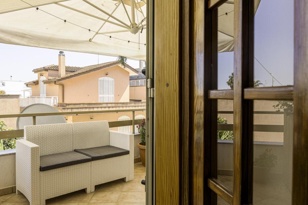 Le Palme Guest House Racale Exterior photo